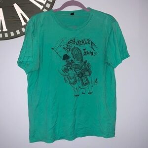 - Mackenzie Childs barn sale 2013 green t-shirt size medium